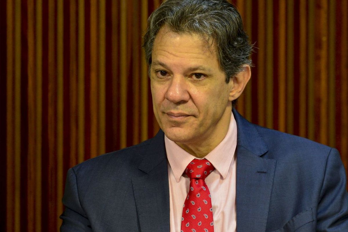 Haddad afirma que texto de novo arcabouço fiscal já está pronto para ser apresentado a Lula