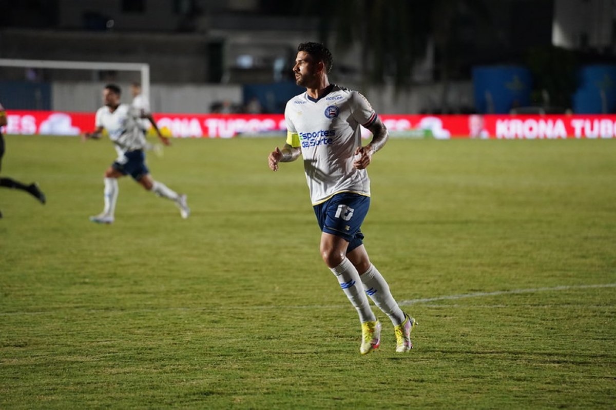 Bahia e Itabuna se enfrentam pelo primeiro jogo da semifinal do Campeonato Baiano
