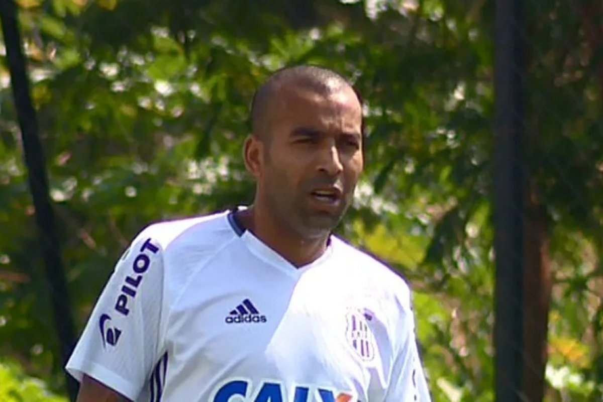 Emerson Sheik vira réu por lavagem de dinheiro e terá que cumprir medidas cautelares