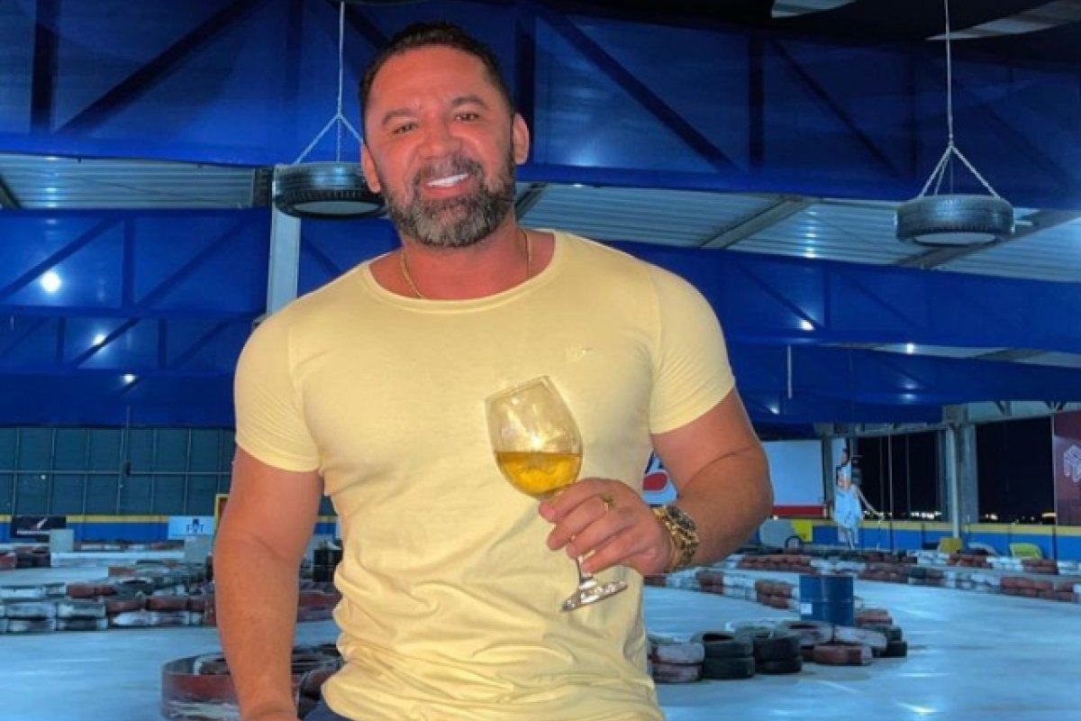 Empresário morto a tiros em restaurante na Bahia tinha pistola na mochila