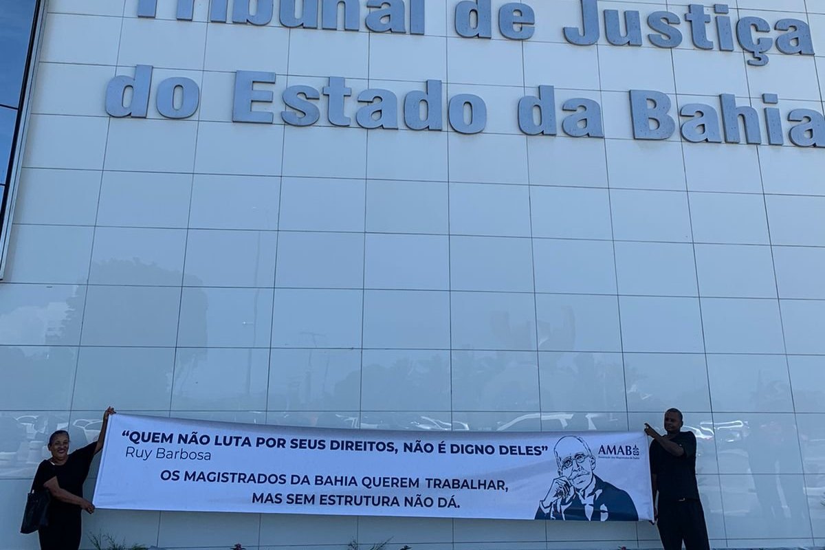 Após juízes protestarem nas redes sociais, TJBA cria grupo para melhorar problemas do PJE