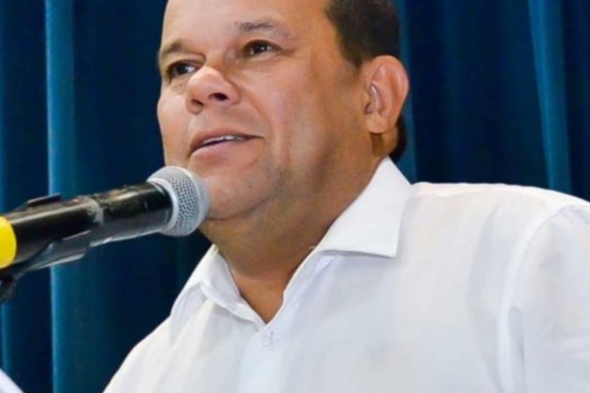 Momento de “construir um processo ainda mais democrático”, diz Geraldo Júnior durante cerimônia da UPB