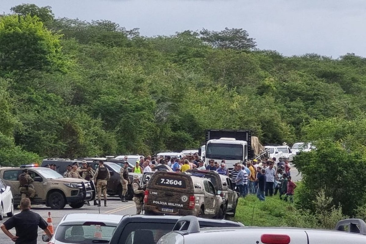 MST invade fazenda na Chapada Diamantina, mas PM é acionada e famílias desocupam local