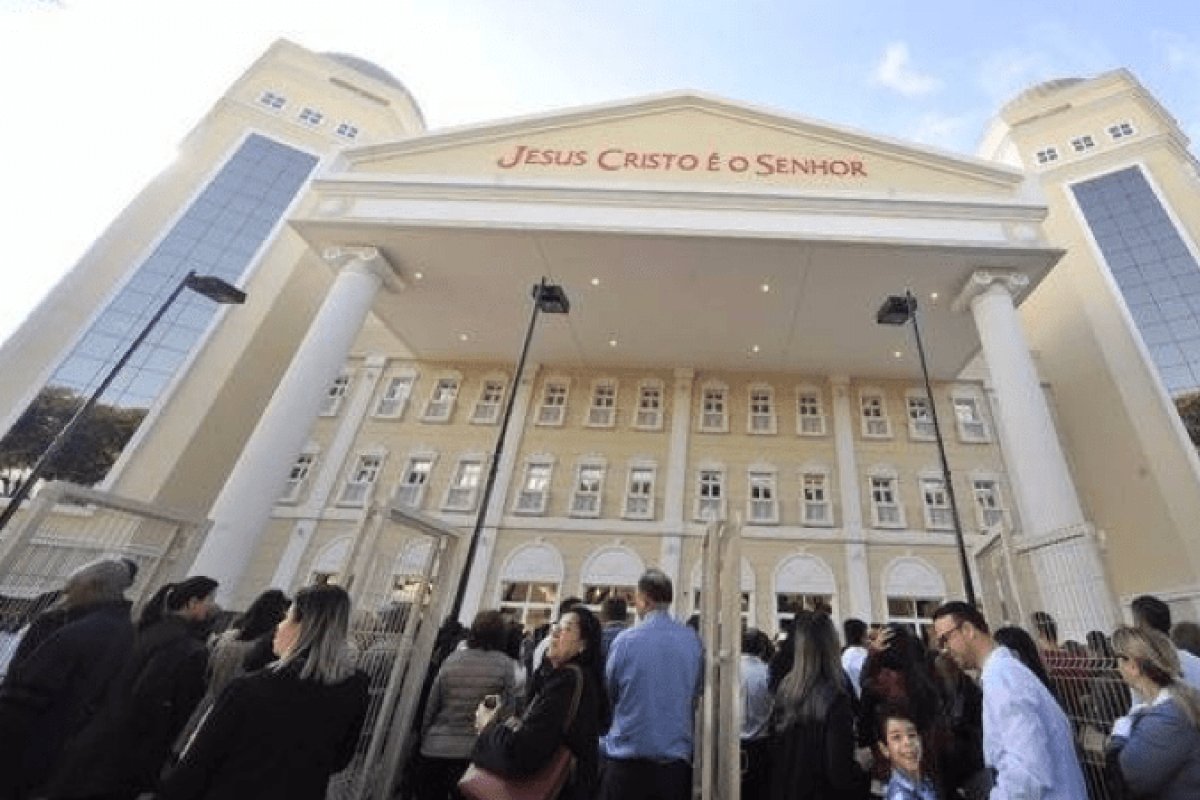 Igreja Universal é condenada por suposta esterilização forçada em pastor