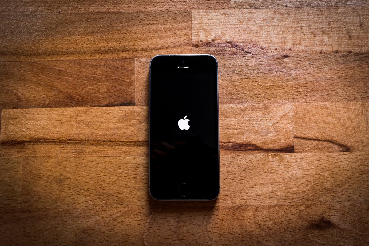 Apple pode deslocar o Face ID na próxima geração do iPhone