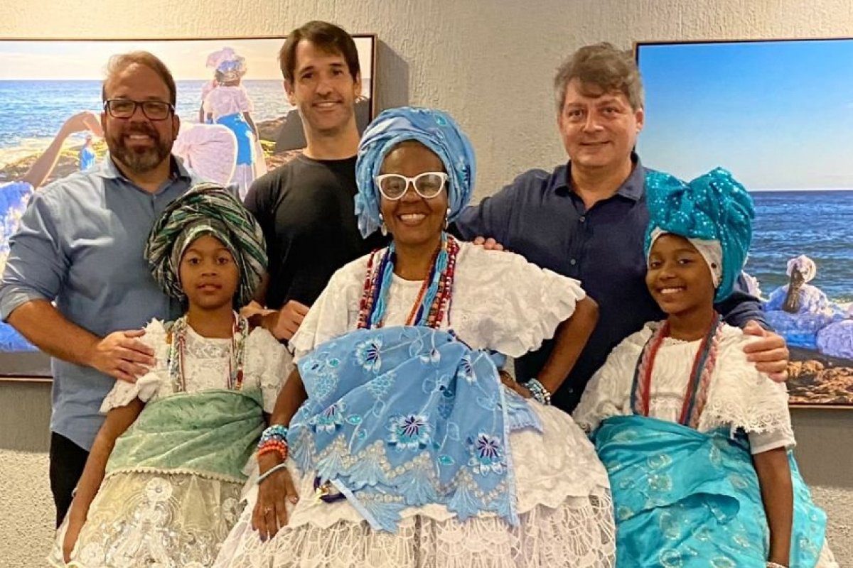 Parceria entre galeria de arte e entidade religiosa visa valorizar a figura simbólica das Baianas!