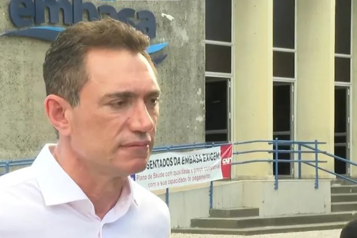 'Abastecimento de água foi restabelecido na maioria dos bairros’, diz presidente da Embasa