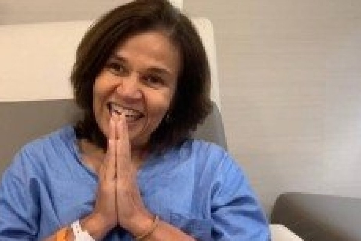 Sofrendo com dores terríveis, Claudia Rodrigues recebe medicação dos EUA