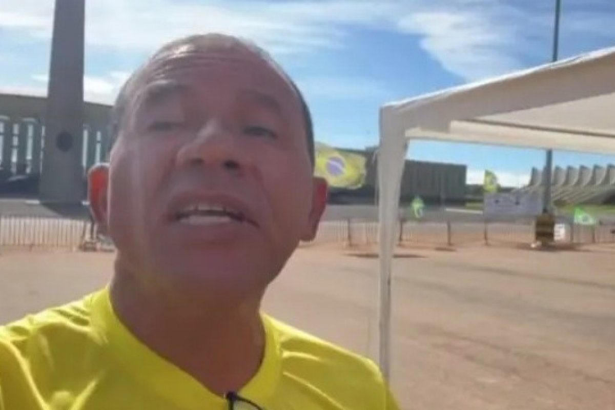 Ex-vereador de Feira de Santana é levado à delegacia da PF suspeito de envolvimento nos atos de 8 de janeiro 