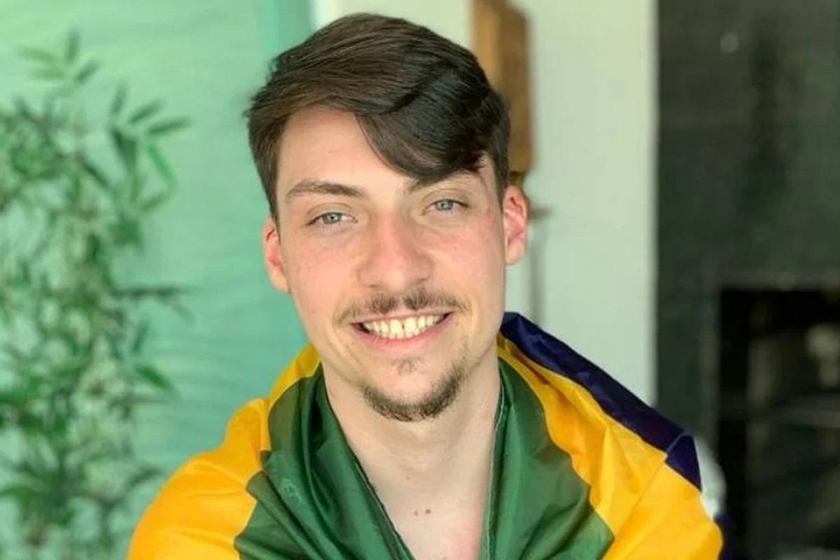 Com cargo no Senado, Renan Bolsonaro vai trabalhar em Balneário Camboriú