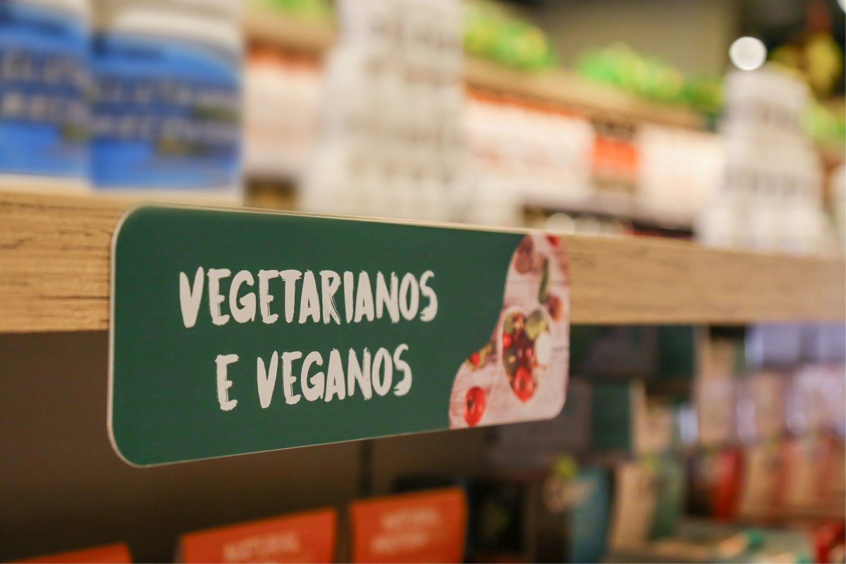 47% dos brasileiros pretendem reduzir o consumo de carne em 2023!