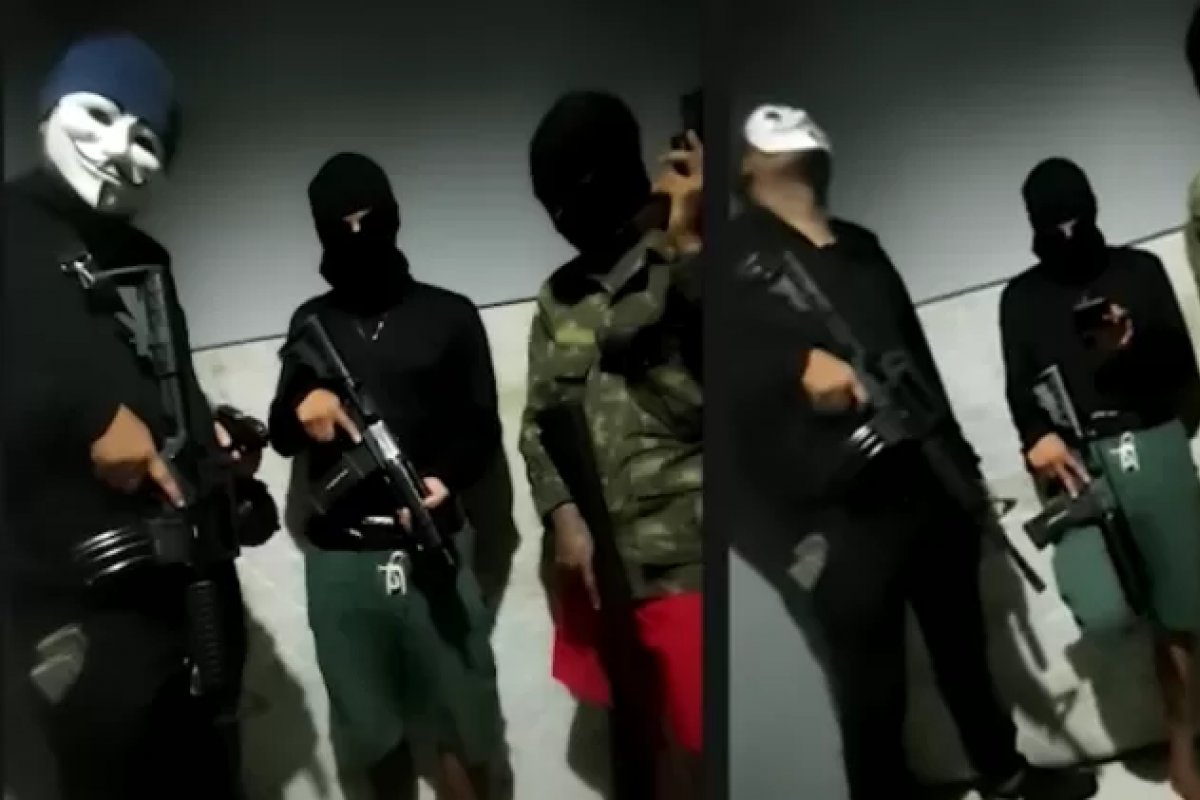 Vídeo: criminosos armados fazem exigências para fim de ataques no Rio Grande do Norte