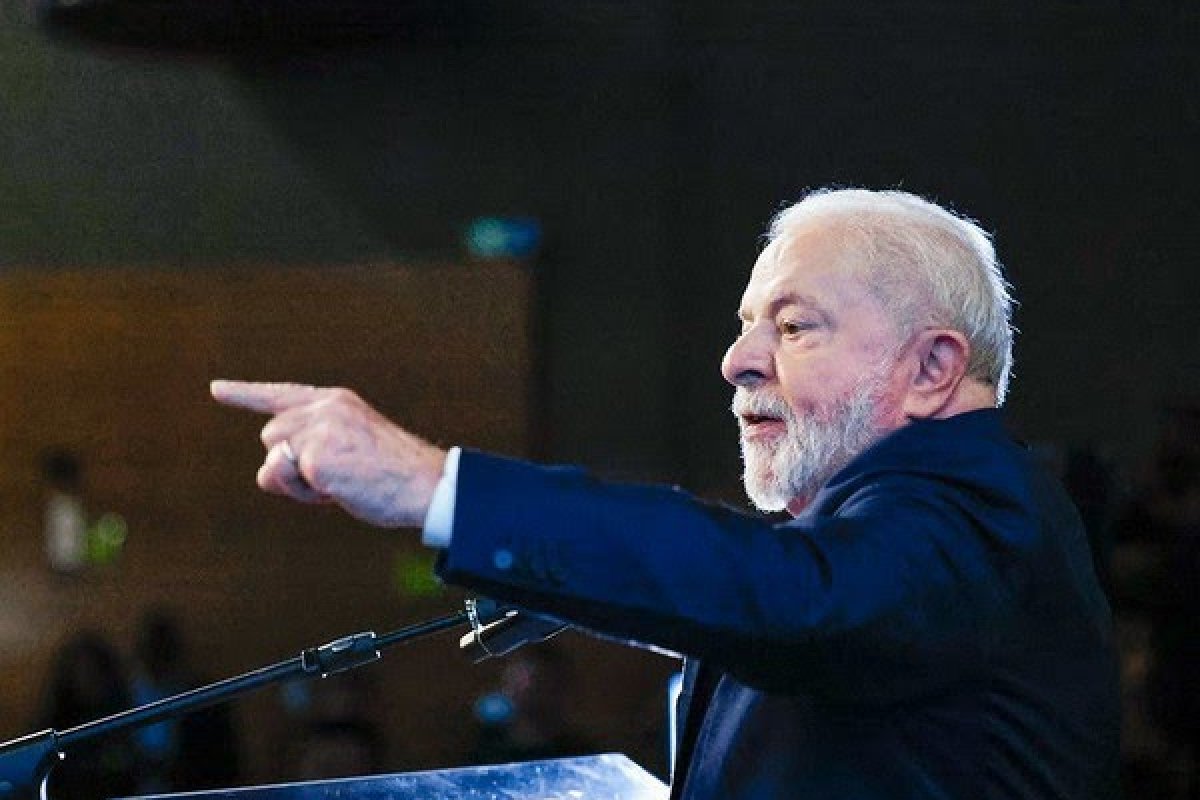 Lula diz que não pretende ceder às pressões para indicar uma mulher ao STF