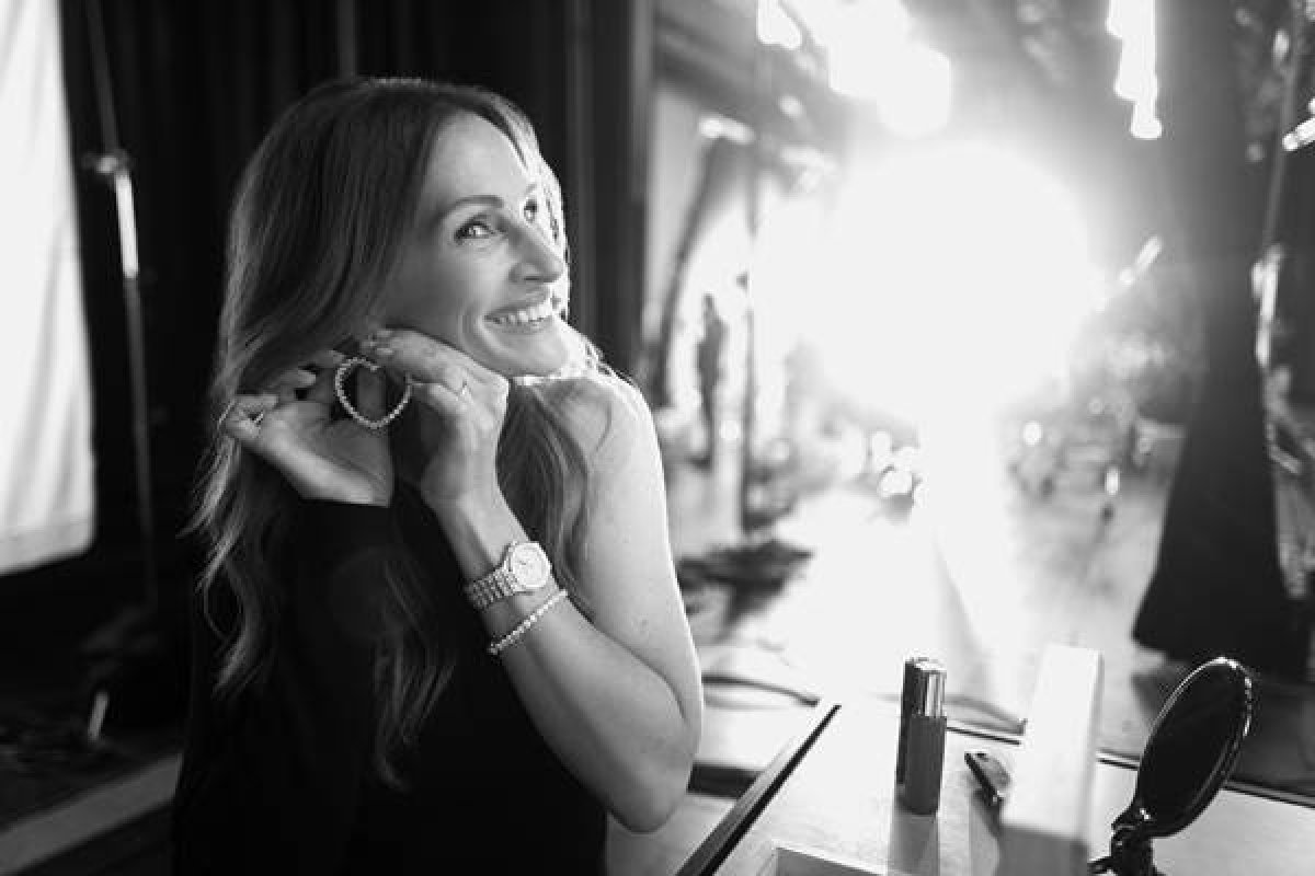 Julia Roberts vira embaixadora da marca suíça de joias da Chopard!