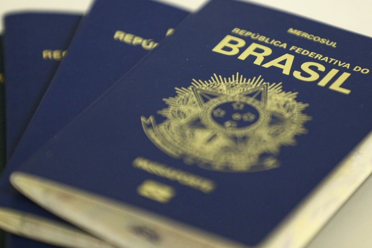 Brasileiro invade consulado do Brasil em Buenos Aires e ameaça funcionários