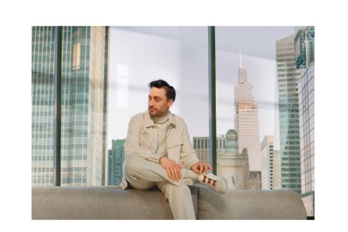 ZEGNA anuncia Kieran Culkin como embaixador global do Triple Stitch