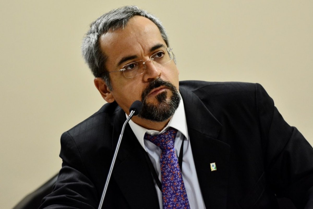 Ministro da Educação é convocado pela segunda vez à Câmara dos Deputados