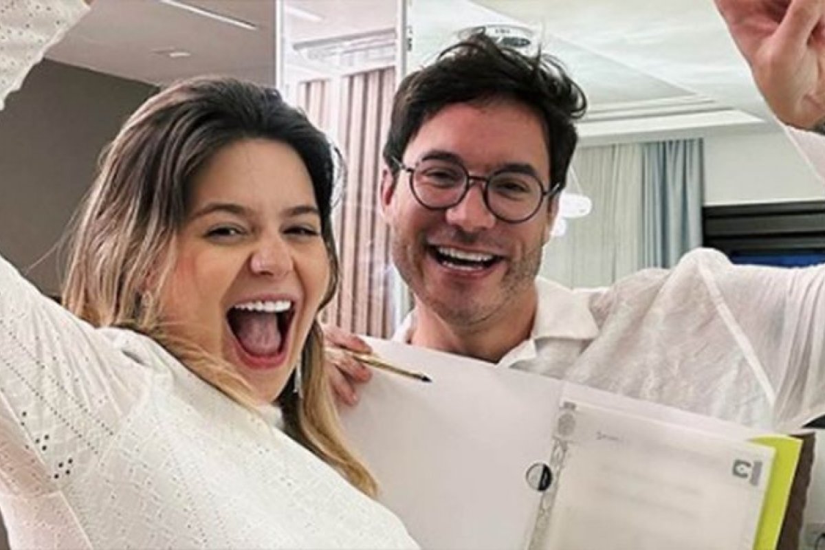 Viih Tube e Eliezer se casam no civil: 'Meu marido'!