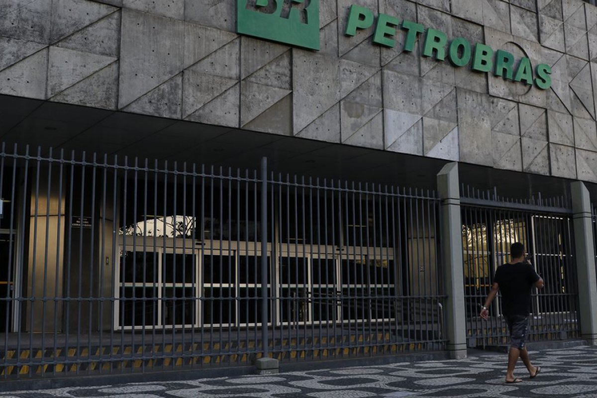 Conselho da Petrobras decide aprovação da nova diretoria nesta quarta (22)