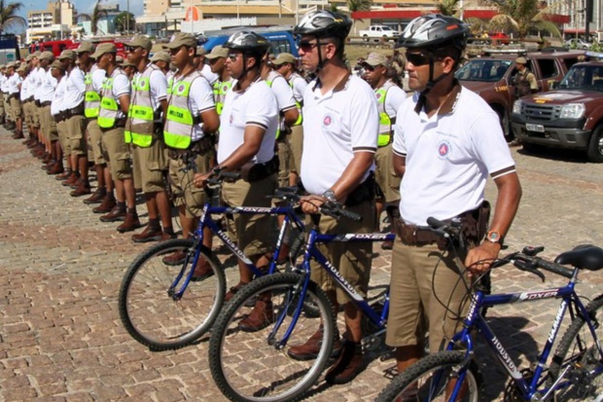 Operação Verão: mais de 25 mil policiais e bombeiros reforçam segurança dos turistas