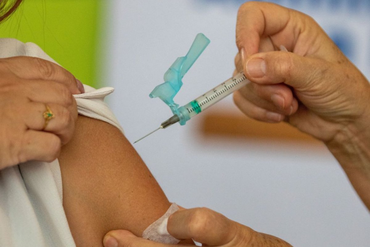 China aprova primeira vacina contra a covid-19 com tecnologia Mrna