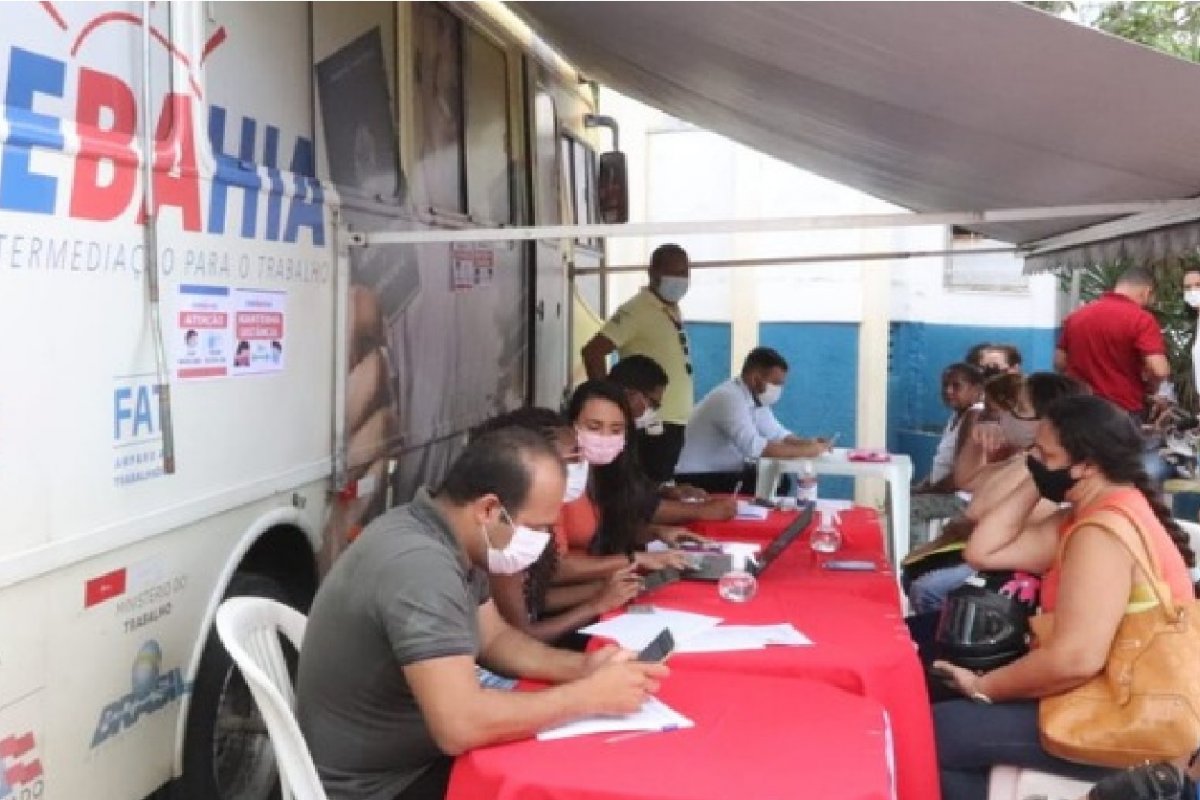 Salvador: SineBahiaMulher Móvel leva serviços para o bairro da Ribeira neste sábado (25)