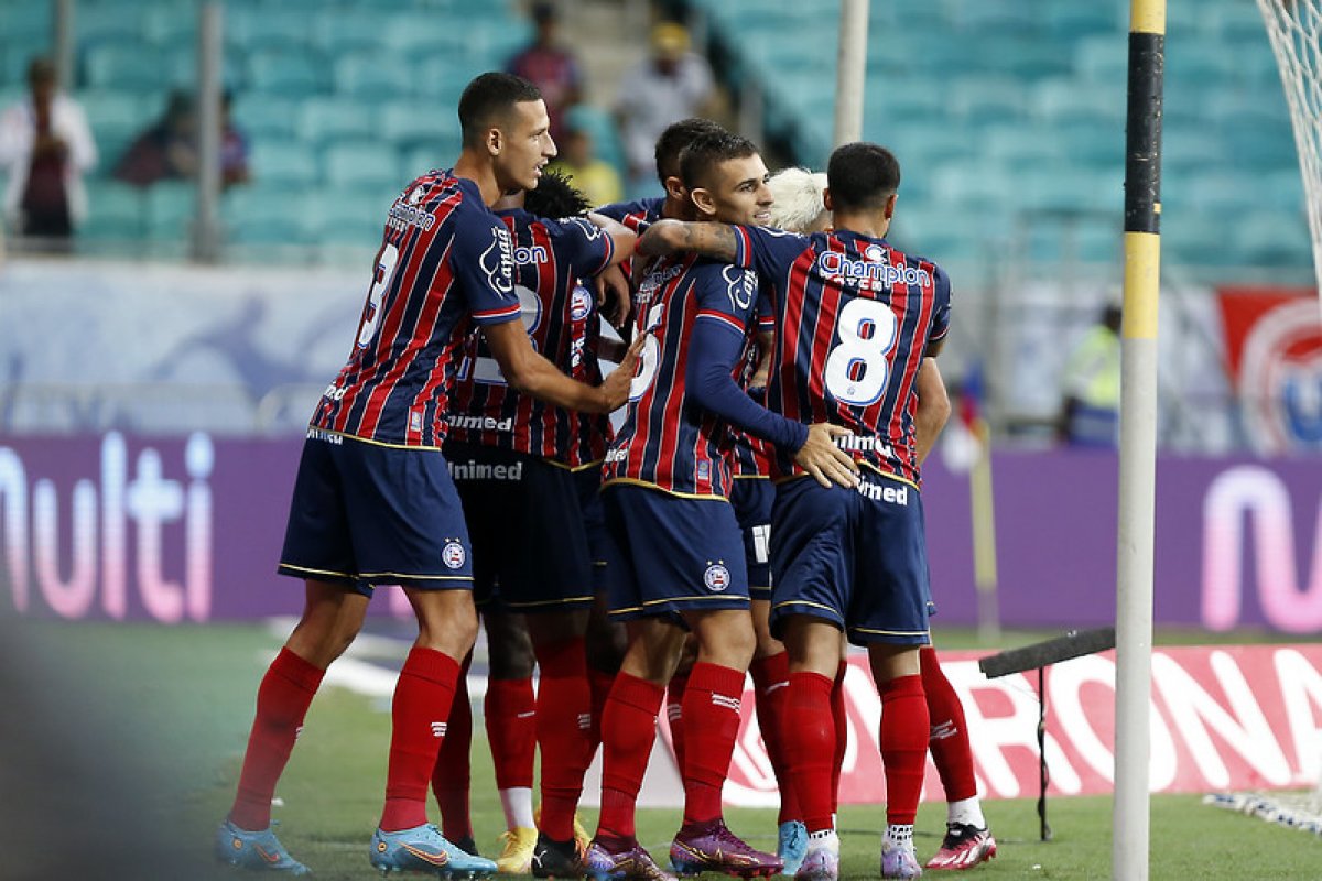 Na despedida da Copa do Nordeste, Bahia vence CRB na Fonte