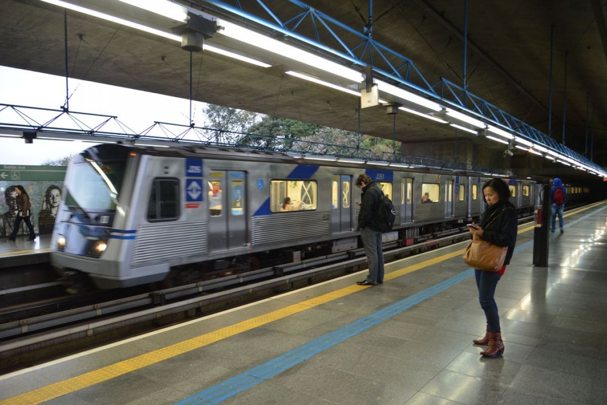 Greve do Metrô de São Paulo afeta 3 milhões de passageiros