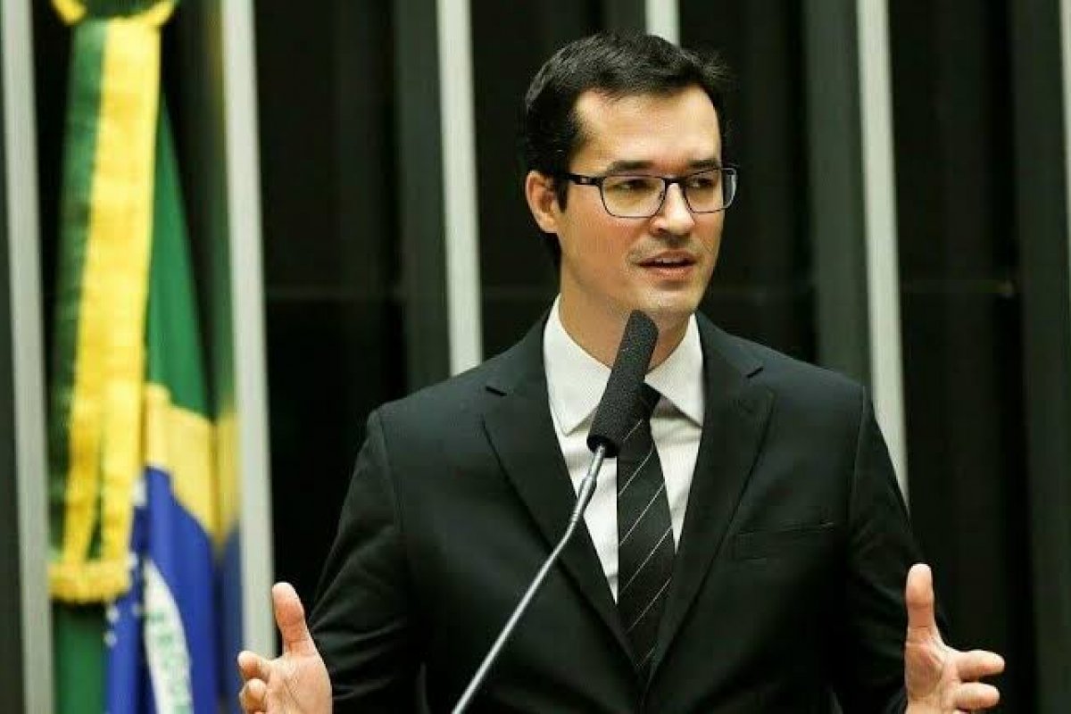 Deltan Dallagnol rebate fala de Lula sobre plano do PCC contra Moro ser "armação"