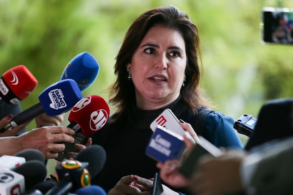 Tebet prevê rombo de R$ 120 bilhões nas contas públicas em 2023