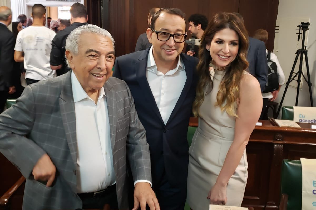 Com a presença de Maurício de Sousa, o especialista do comportamento humano, José Roberto Marques, recebe homenagem na Academia Paulista de Letras!