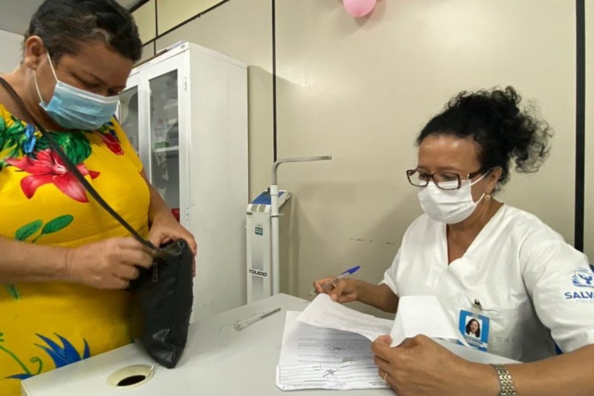 Caravana da Mulher oferece serviços gratuitos neste sábado (25); veja