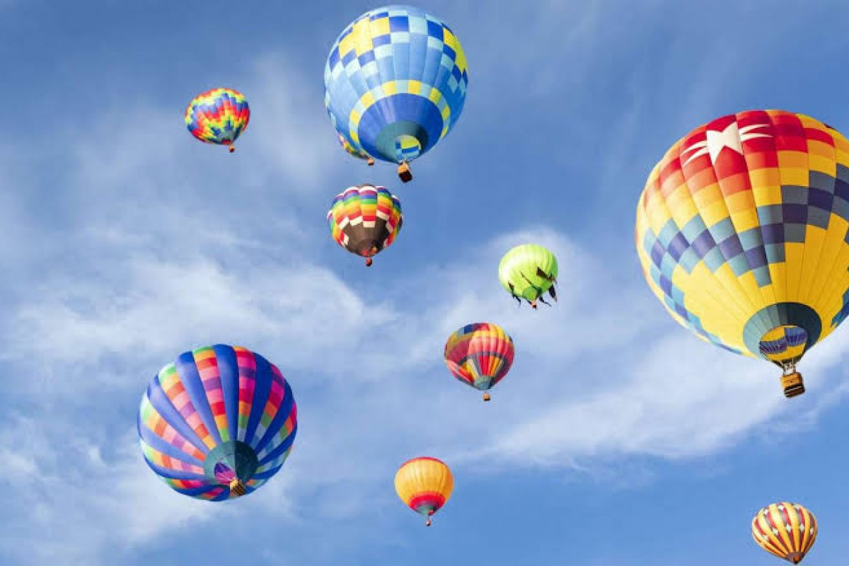 Balão com vista para a Baía de Todos-os-Santos é atração inédita nos festejos de Salvador