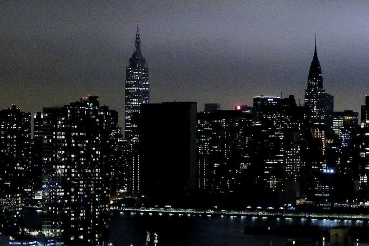 ONU convida que todos apaguem as luzes neste sábado (25) para Hora do Planeta