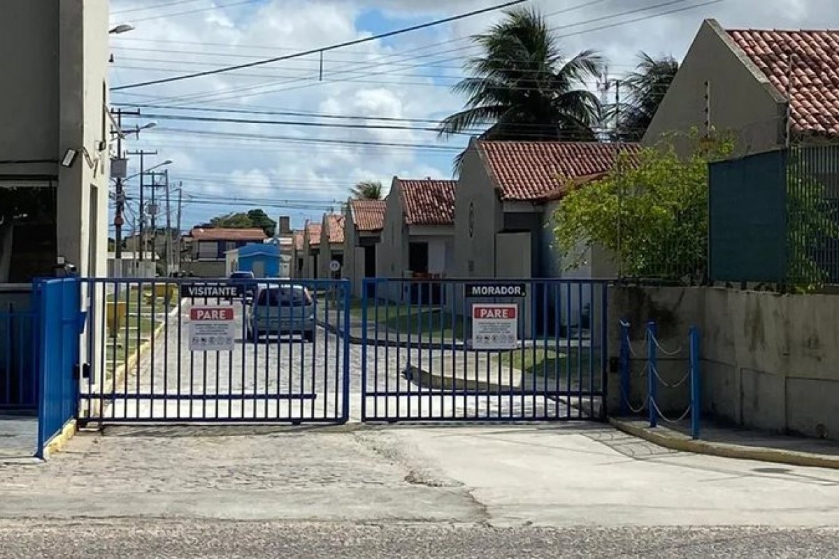 Criança de 4 anos é encontrada morta dentro de carro em Natal