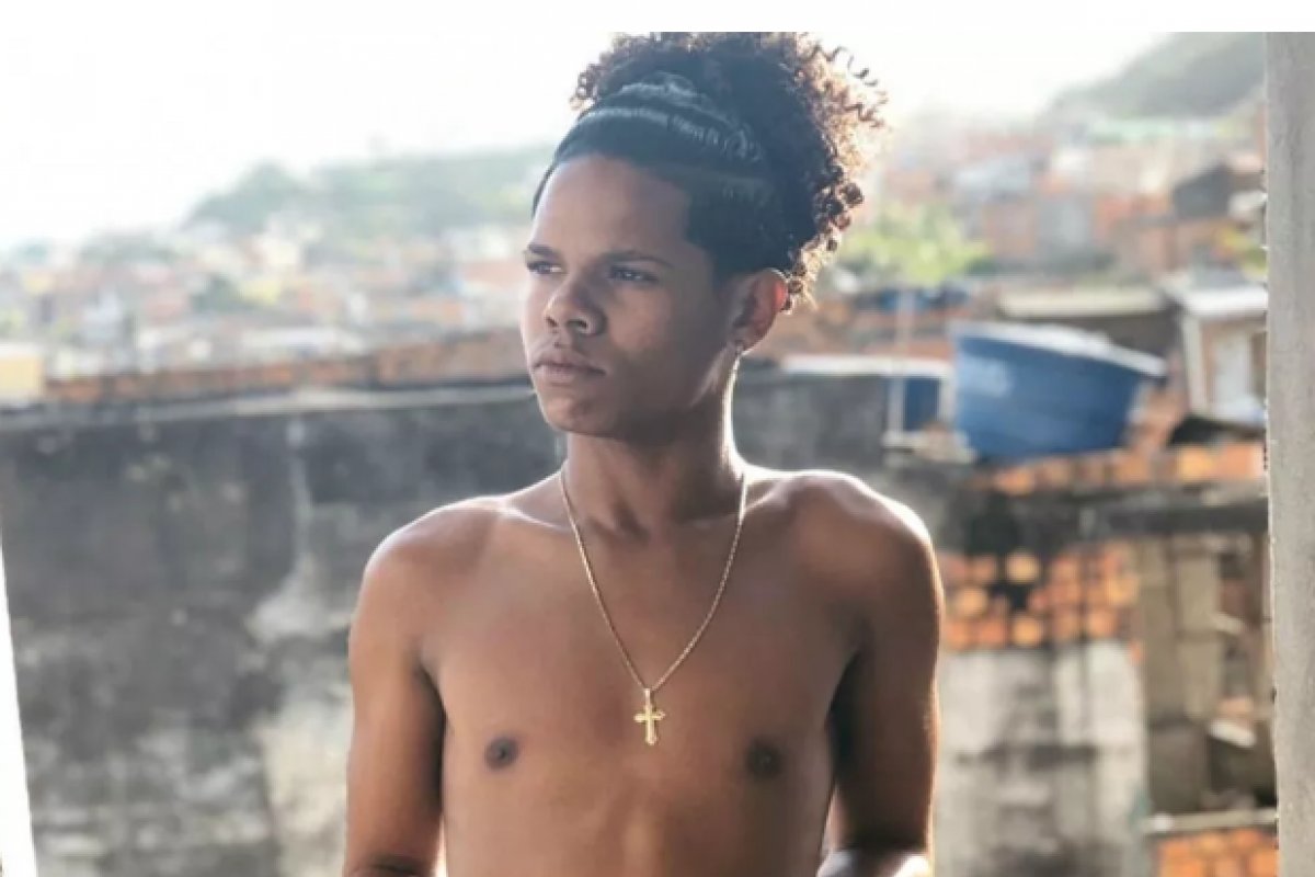 Jovem morre e outro fica ferido após ataque a tiros em Salvador