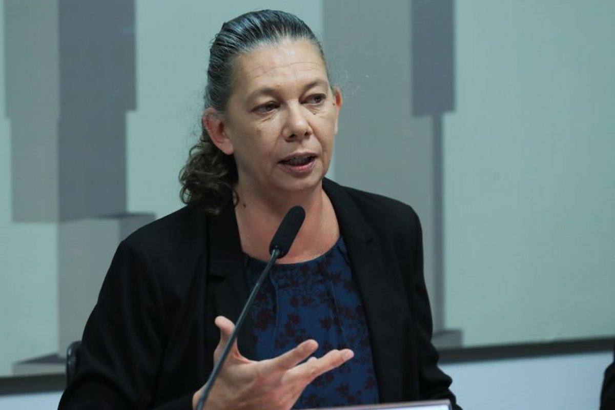 Ana Moser afirma que Brasil será candidato a sediar Copa do Mundo de futebol feminino em 2027