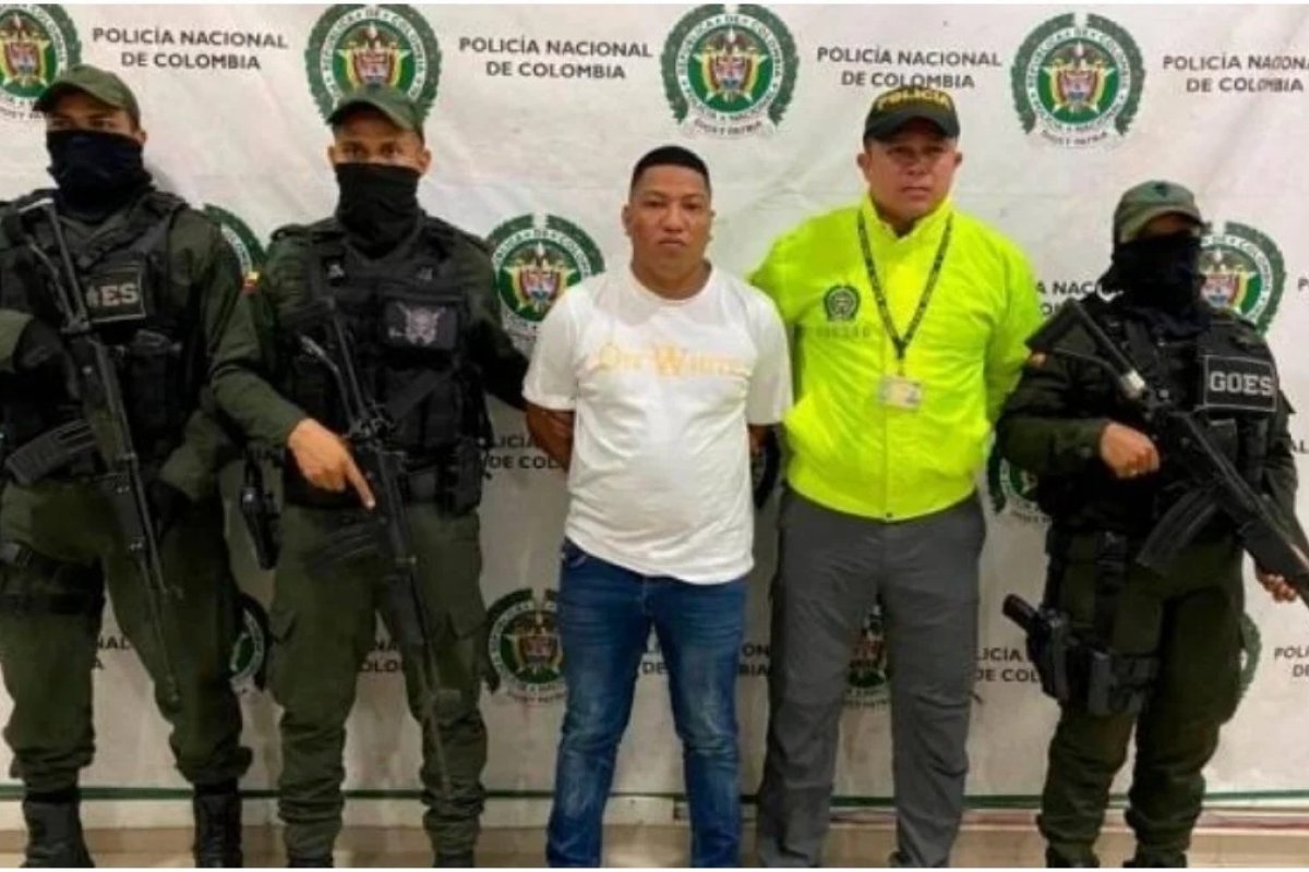 Mulher seduz assassino do marido e o entrega para polícia na Colômbia