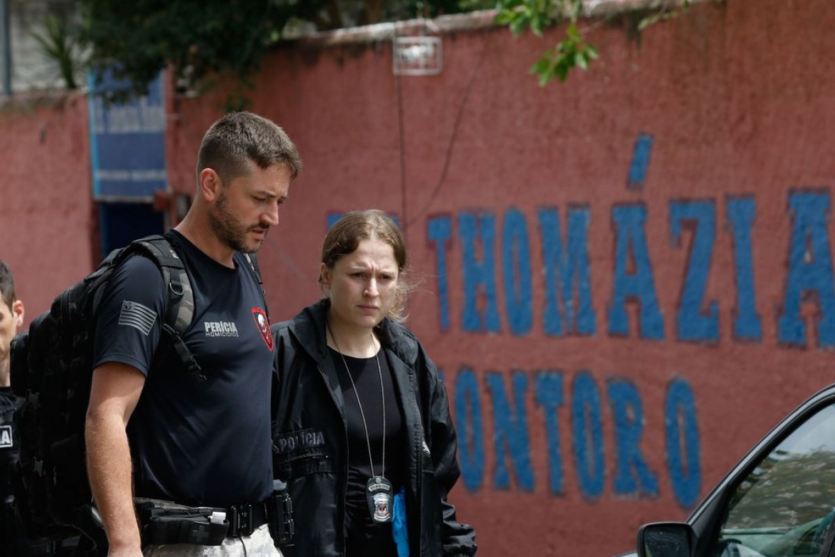 Polícia investiga participação de outros dois alunos em atentado a escola de São Paulo
