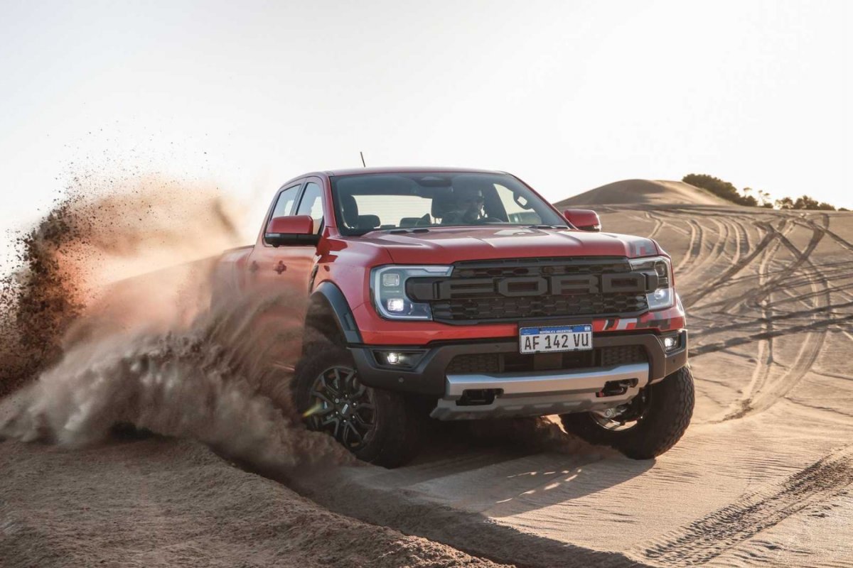 Ford registra pick-up Raptor com motor de 397cv no Brasil