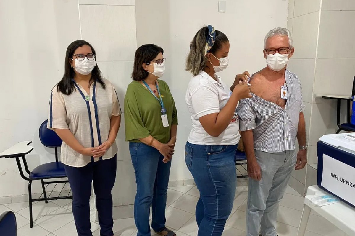 Campanha de vacinação contra influenza começa em Salvador; saiba mais