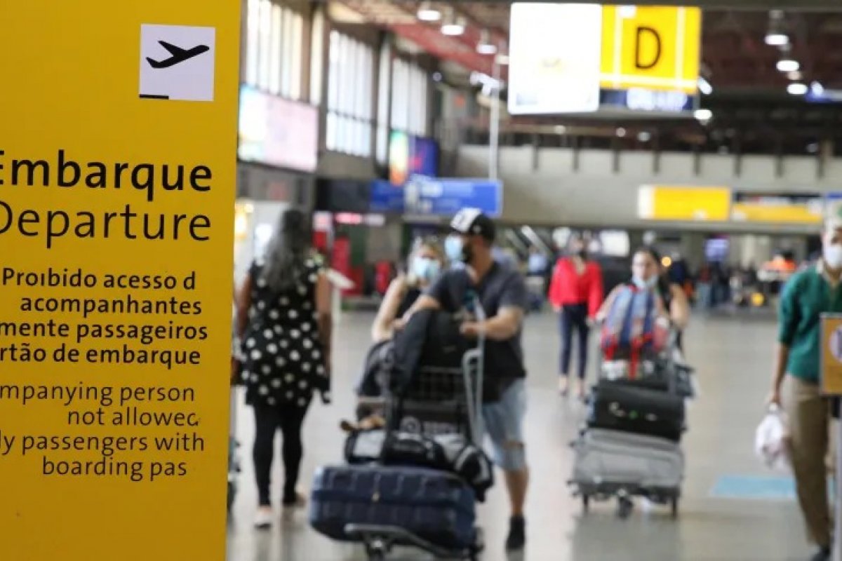 Estados Unidos aumentará preço de taxa em vistos para turistas e estudantes