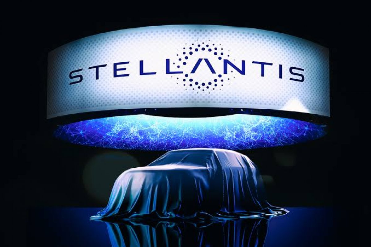 Carro a etanol é quase tão poluente quanto elétrico na Europa, diz CEO da Stellantis 