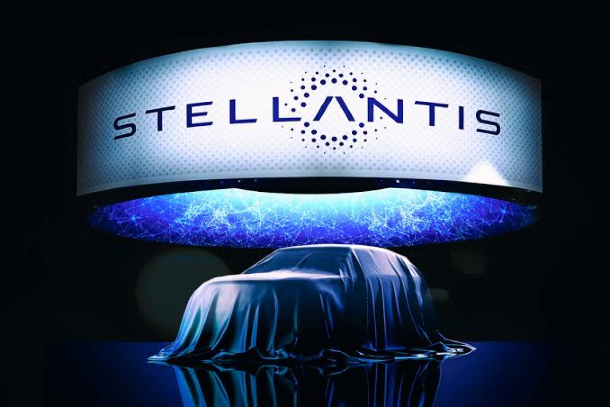 Carro a etanol é quase tão poluente quanto elétrico na Europa, diz CEO da Stellantis