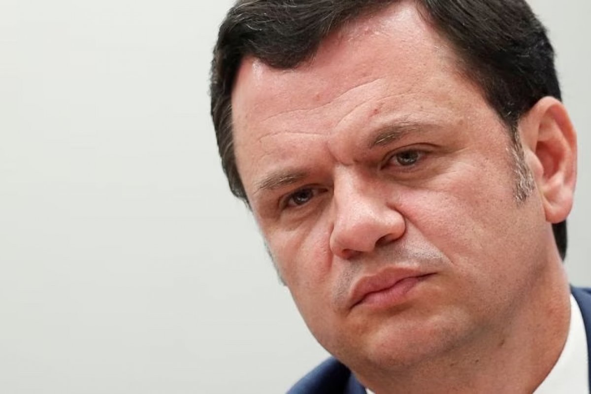 Foco de complicações para Anderson Torres aumenta à medida que investigações da PF avançam