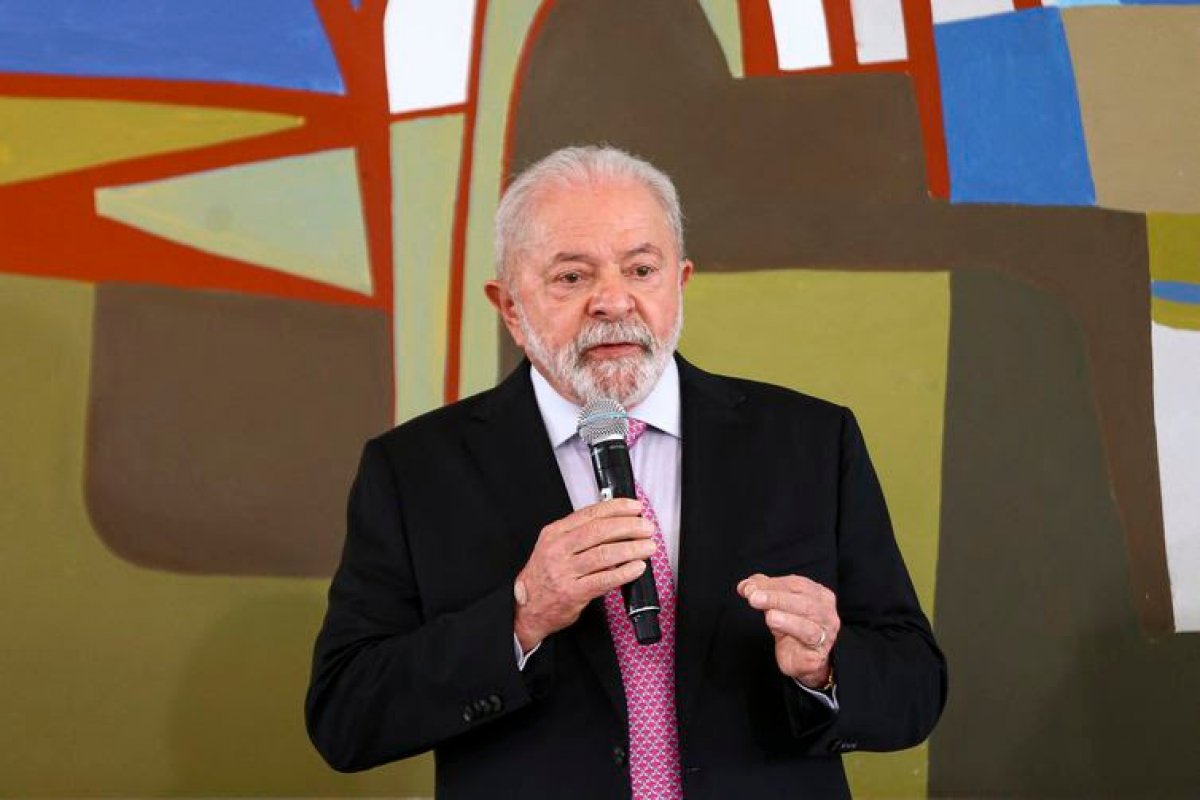 Datafolha: pessimismo com economia aumenta no governo Lula