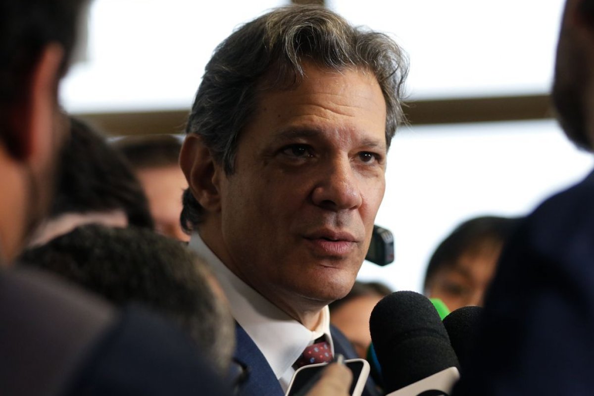 Haddad afirma que precisa de R$110 bi para viabilizar arcabouço fiscal