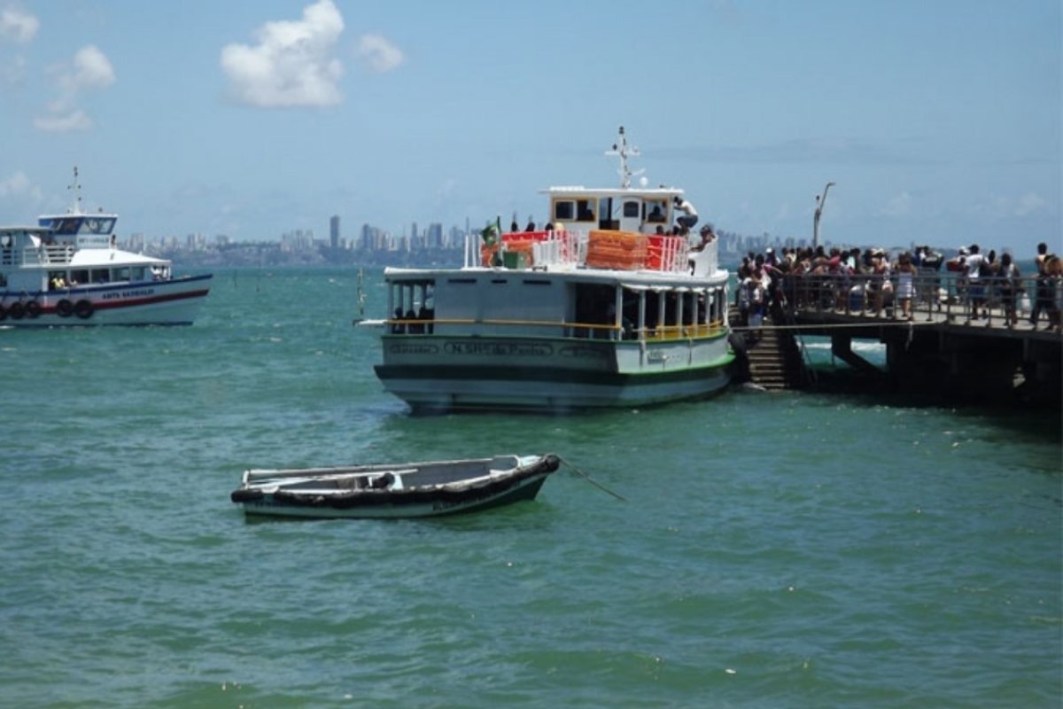 Travessia Salvador -Mar Grande registra movimento de embarque tranquilo nesta terça (4)