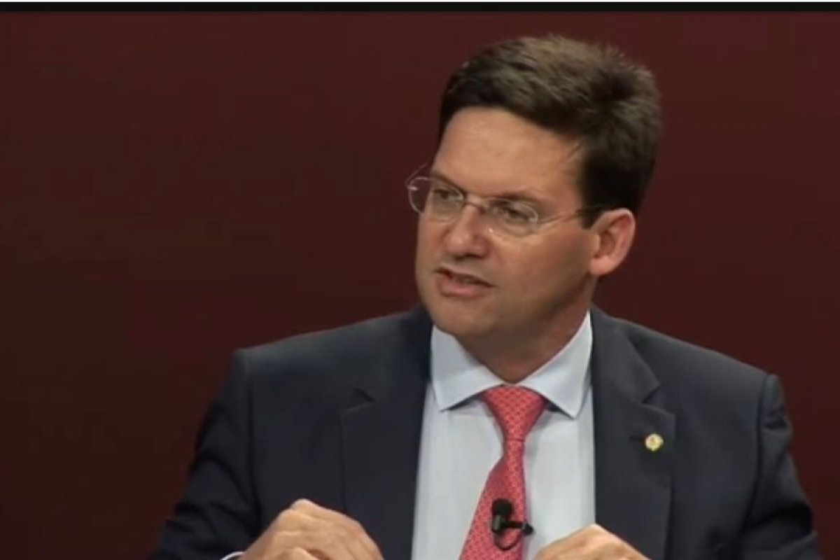 'Não vi nada, só aumento de impostos e da violência', diz Roma sobre gestão de Jerônimo