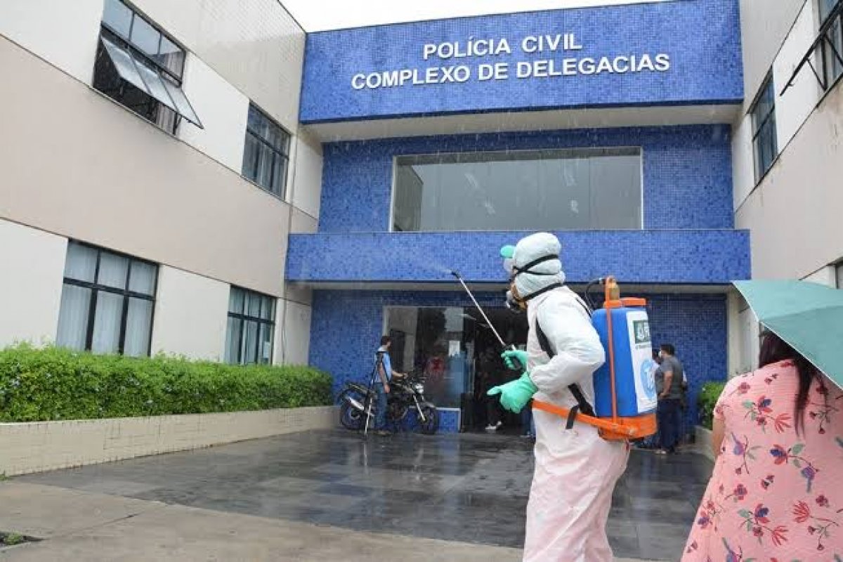 Suspeito morre durante troca de tiros com a PM em Feira
